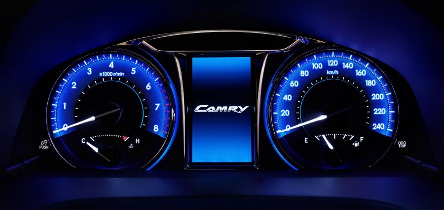  Toyota Camry 2014 года  (CIS) (фото 23 из 41)